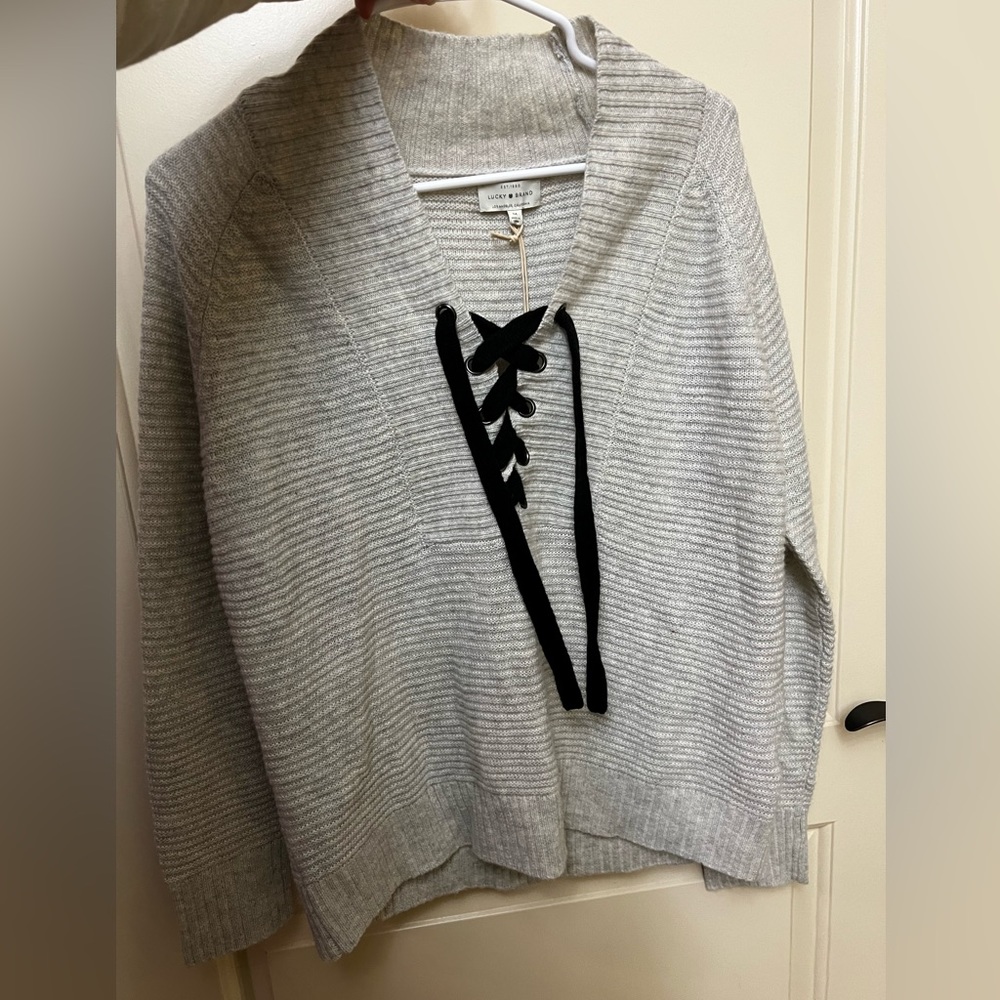 LUCKY BRAND sweater size M
